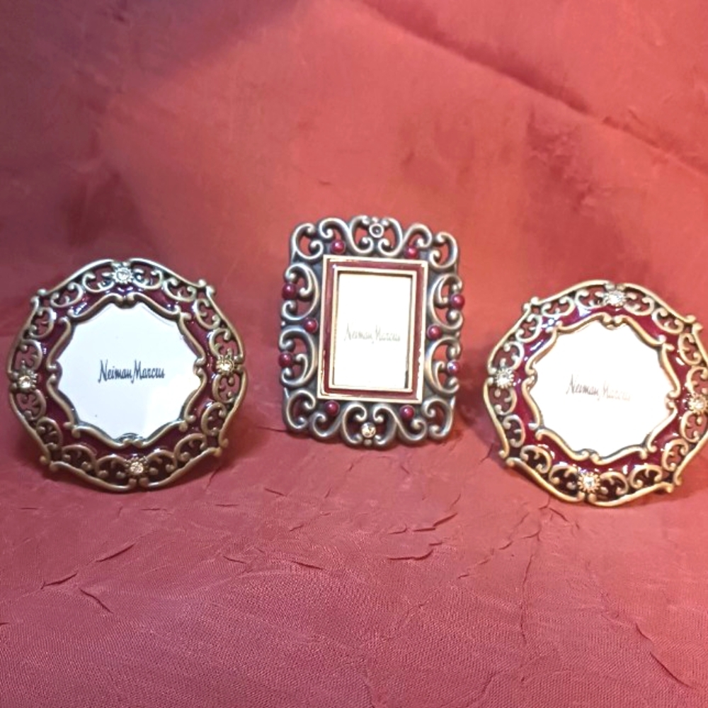 Jay Strongwater Neiman Marcus Miniature Picture Frames/Clips Set of 3